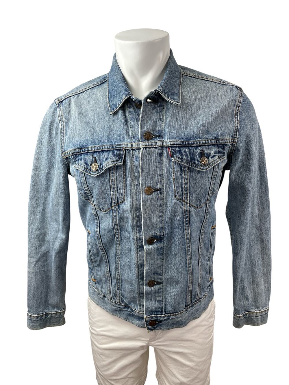 Levi's Mens Blue Long Sleeve Button Down Pocket Trucker Denim Jean Jacket Size M